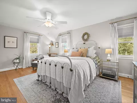 Bedroom - 9713 Fairway Ave, Silver Spring, MD 20901 photo 1 of 8