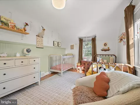 Bedroom - 9713 Fairway Ave, Silver Spring, MD 20901 photo 7 of 8