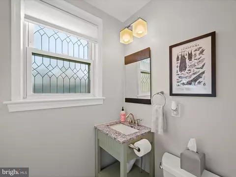 Bath - 9713 Fairway Ave, Silver Spring, MD 20901 photo 1 of 2