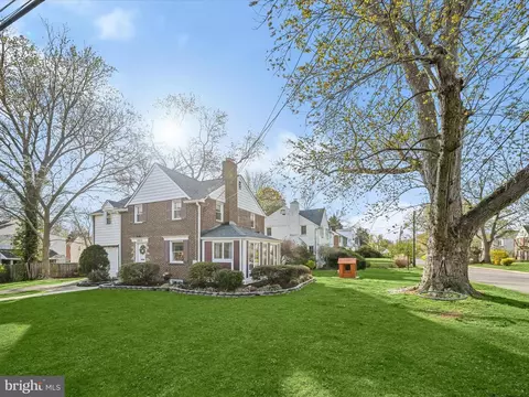 Exterior - 9713 Fairway Ave, Silver Spring, MD 20901 photo 3 of 5