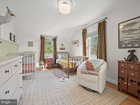 Bedroom - 9713 Fairway Ave, Silver Spring, MD 20901 photo 6 of 8