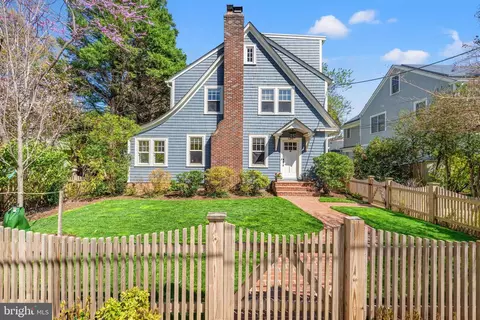 7009 Florida St, Chevy Chase, MD 20815