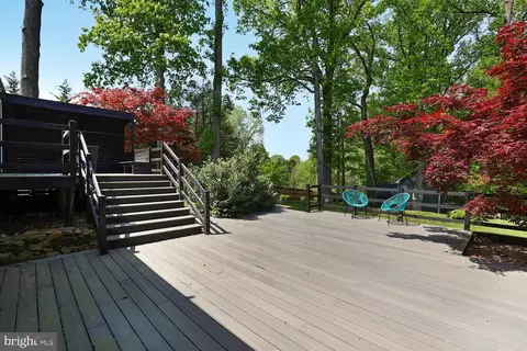 Exterior - 1204 Ednor Rd, Silver Spring, MD 20905 photo 4 of 10