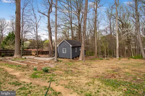 Exterior - 1204 Ednor Rd, Silver Spring, MD 20905 photo 7 of 10