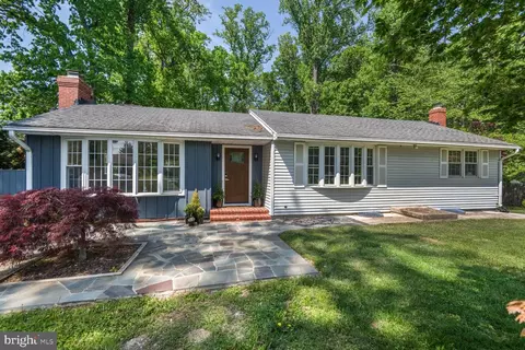 Exterior - 1204 Ednor Rd, Silver Spring, MD 20905 photo 3 of 10
