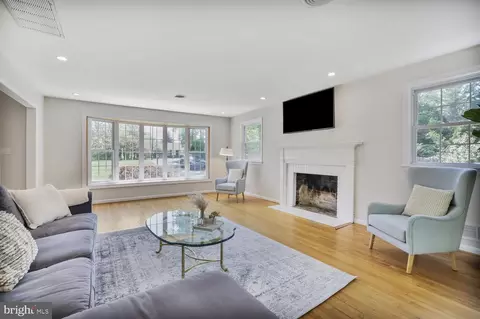 Living - 1204 Ednor Rd, Silver Spring, MD 20905 photo 1 of 2