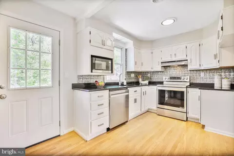 Kitchen - 1204 Ednor Rd, Silver Spring, MD 20905 photo 1 of 2