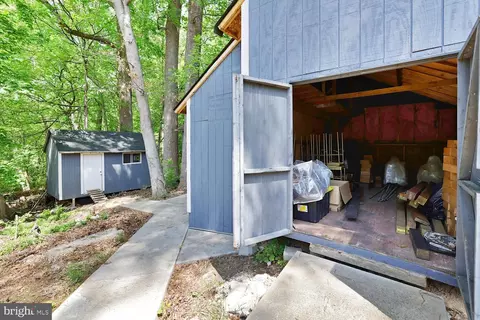 Exterior - 1204 Ednor Rd, Silver Spring, MD 20905 photo 8 of 10