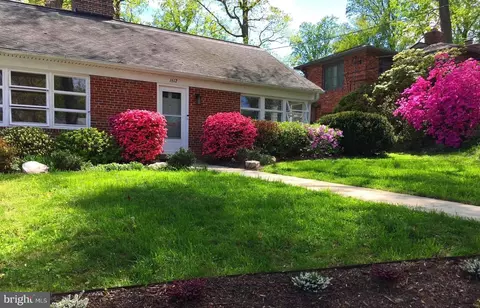 1612 Sherwood Rd, Silver Spring, MD 20902 photo 3