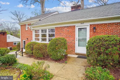 1612 Sherwood Rd, Silver Spring, MD 20902 photo 4