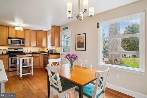1612 Sherwood Rd, Silver Spring, MD 20902 photo 14