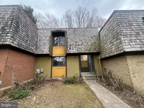 9402 Fern Hollow Way, Montgomery Village, MD 20886