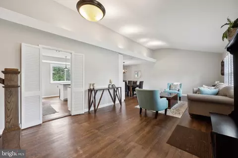 Entry Way - 10601 Meadowhill Rd, Silver Spring, MD 20901 photo 1 of 3