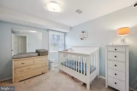 Bedroom - 10601 Meadowhill Rd, Silver Spring, MD 20901 photo 5 of 6