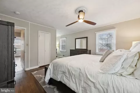 Bedroom - 10601 Meadowhill Rd, Silver Spring, MD 20901 photo 2 of 6