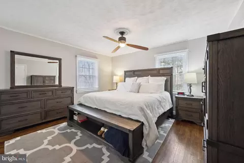 Bedroom - 10601 Meadowhill Rd, Silver Spring, MD 20901 photo 1 of 6
