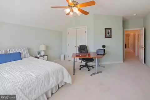 Bedroom - 16617 Harbour Town Dr, Ashton, MD 20861 photo 9 of 9