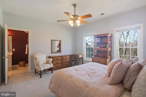 Bedroom - 16617 Harbour Town Dr, Ashton, MD 20861 photo 7 of 9