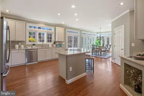 Kitchen - 16617 Harbour Town Dr, Ashton, MD 20861 photo 3 of 7