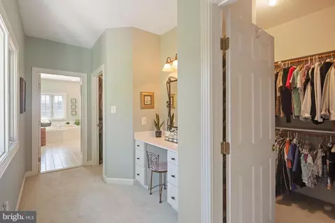 Entry Way - 16617 Harbour Town Dr, Ashton, MD 20861 photo 9 of 13