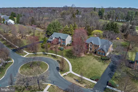 View/Area - 16617 Harbour Town Dr, Ashton, MD 20861 photo 2 of 7