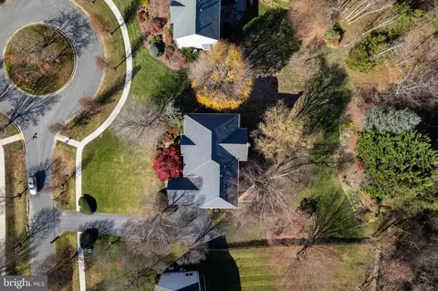 View/Area - 16617 Harbour Town Dr, Ashton, MD 20861 photo 4 of 7