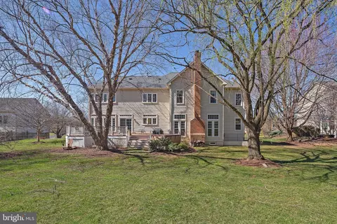 Exterior - 16617 Harbour Town Dr, Ashton, MD 20861 photo 15 of 19