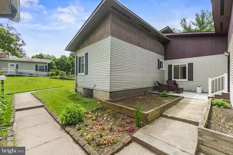 48 Standard Ct, Gaithersburg, MD 20877