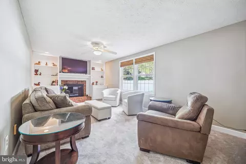 Living - 13833 Castle Cliff Way, Silver Spring, MD 20904 photo 5 of 6