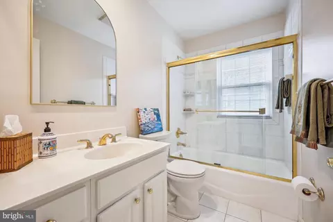 Bath - 2183 Stratton Dr, Potomac, MD 20854 photo 3 of 3