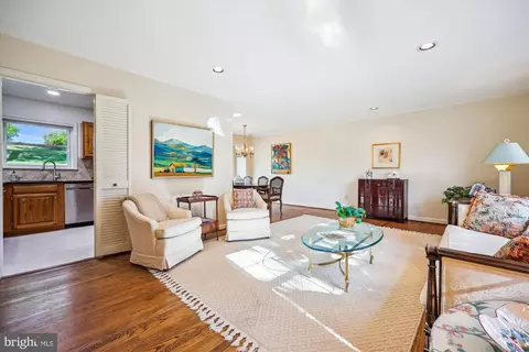 Living - 2183 Stratton Dr, Potomac, MD 20854 photo 1 of 3