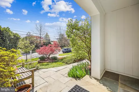 Exterior - 2183 Stratton Dr, Potomac, MD 20854 photo 10 of 10