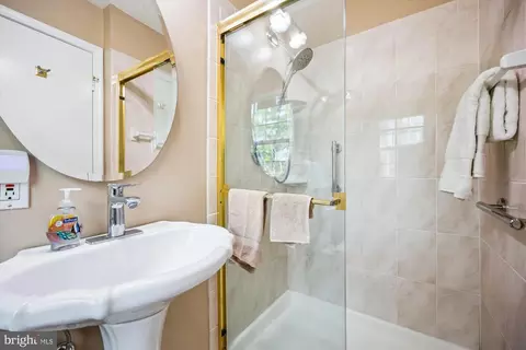 Bath - 2183 Stratton Dr, Potomac, MD 20854 photo 1 of 3