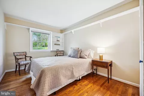 Bedroom - 2183 Stratton Dr, Potomac, MD 20854 photo 3 of 4