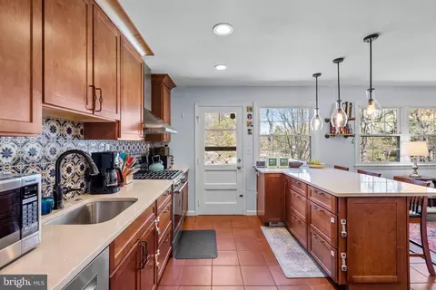 705 Northwood Ter, Silver Spring, MD 20902 photo 17