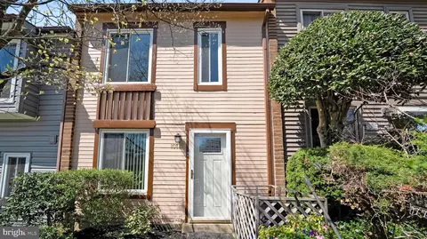 Exterior - 10710 Lester St, Silver Spring, MD 20902 photo 2 of 6