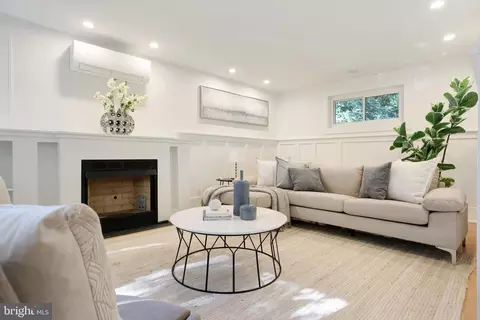 11812 Selfridge Rd, Silver Spring, MD 20906 photo 4