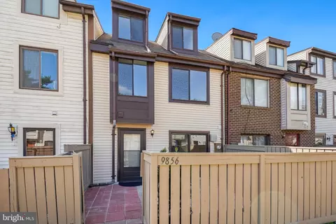 9856 Brookridge Ct, Montgomery Village, MD 20886