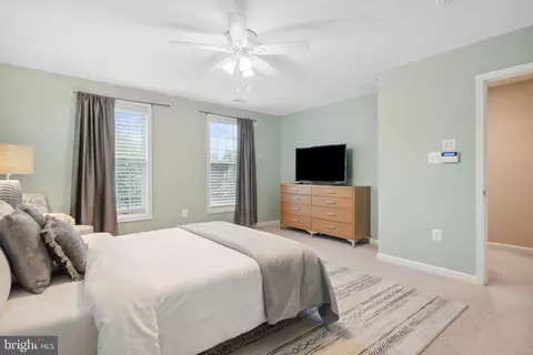 Bedroom - 13013 Connecticut Ave, Silver Spring, MD 20906 photo 6 of 6
