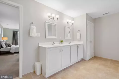 Entry Way - 13013 Connecticut Ave, Silver Spring, MD 20906 photo 10 of 14