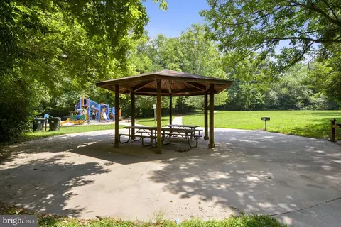 Exterior - 11 Parkside Rd, Silver Spring, MD 20910 photo 14 of 23