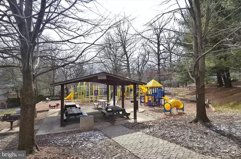 Exterior - 11 Parkside Rd, Silver Spring, MD 20910 photo 12 of 23