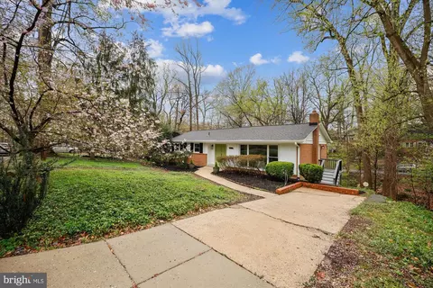 Exterior - 11 Parkside Rd, Silver Spring, MD 20910 photo 4 of 23