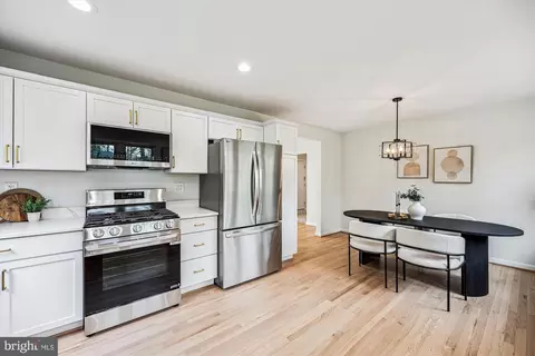 Kitchen - 11 Parkside Rd, Silver Spring, MD 20910 photo 3 of 5