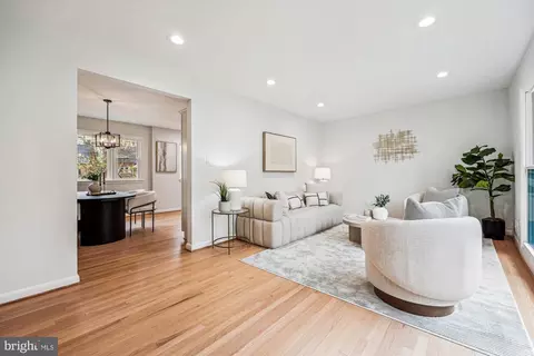 Living - 11 Parkside Rd, Silver Spring, MD 20910 photo 1 of 7