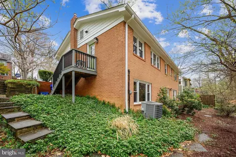 Exterior - 11 Parkside Rd, Silver Spring, MD 20910 photo 6 of 23