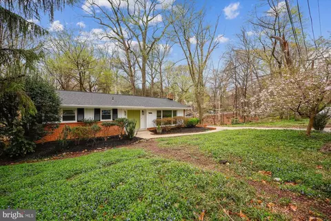 Exterior - 11 Parkside Rd, Silver Spring, MD 20910 photo 3 of 23