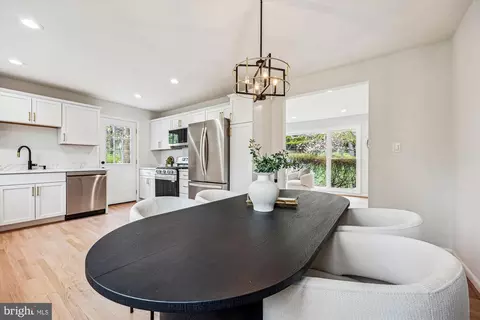 Dining - 11 Parkside Rd, Silver Spring, MD 20910 photo 4 of 5