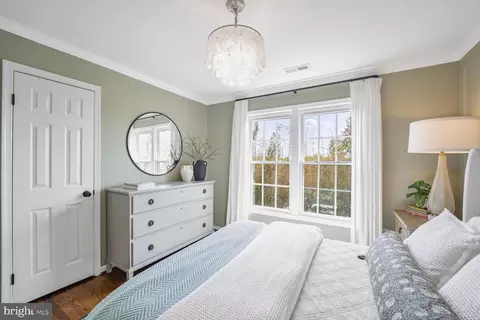Bedroom - 3012 Marlow Rd, Silver Spring, MD 20904 photo 4 of 7