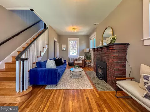 803 Islington St, Silver Spring, MD 20910 photo 2